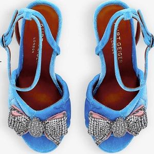 🆕 Kurt Geiger Kensington heeled crystal-embellished blue velvet sandals
